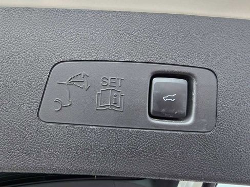 Used 2022 Lincoln Corsair Reserve w/ Elements Package image 35