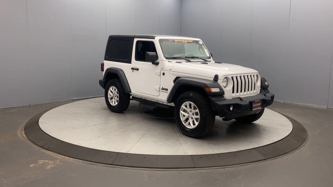 Used 2023 Jeep Wrangler Sport AWD/4WD image 7
