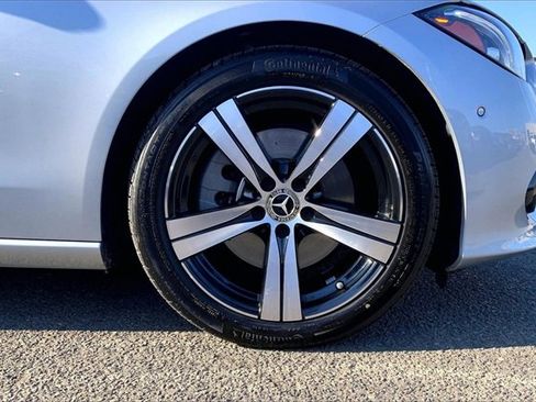 Used 2025 Mercedes-Benz C 300 4MATIC Sedan image 9