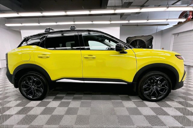 New 2026 Nissan Kicks SR w/ Cold Weather Package FWD image 20