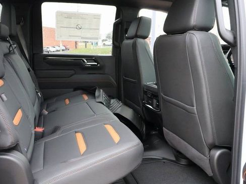 New 2026 GMC Sierra 2500 AT4 w/ AT4 Premium Plus Package AWD/4WD image 11