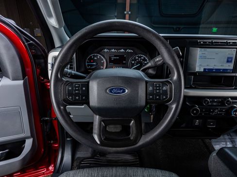 Used 2023 Ford F350 XLT w/ 360-Degree Camera Package AWD/4WD image 17