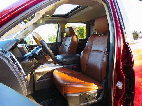 Used 2017 RAM 1500 Laramie Longhorn image 24