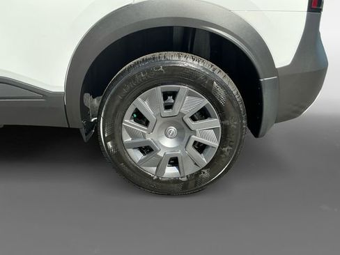 New 2026 Nissan Kicks S FWD image 16