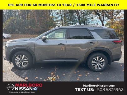New 2025 Nissan Pathfinder SL