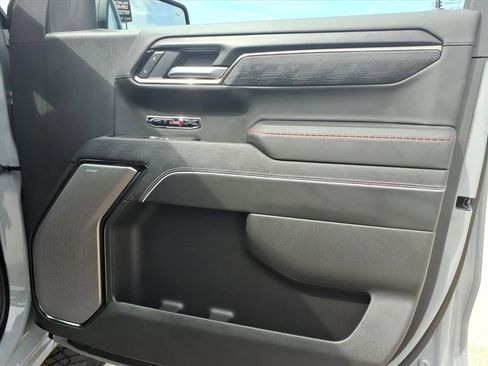 Used 2025 GMC Sierra 1500 AT4X image 13