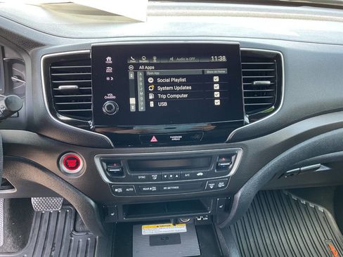 Used 2022 Honda Passport TrailSport image 30