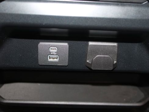 Used 2023 Ford F150 XLT w/ Trailer Tow Package image 44