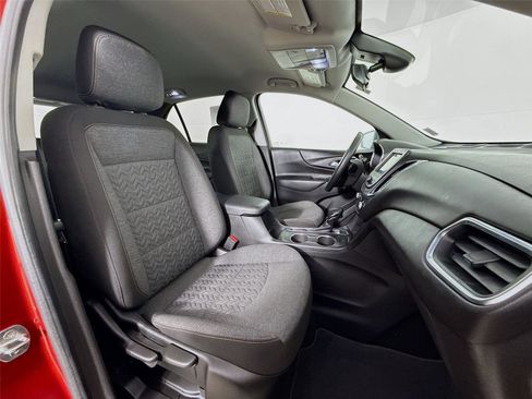 Used 2023 Chevrolet Equinox LT image 27