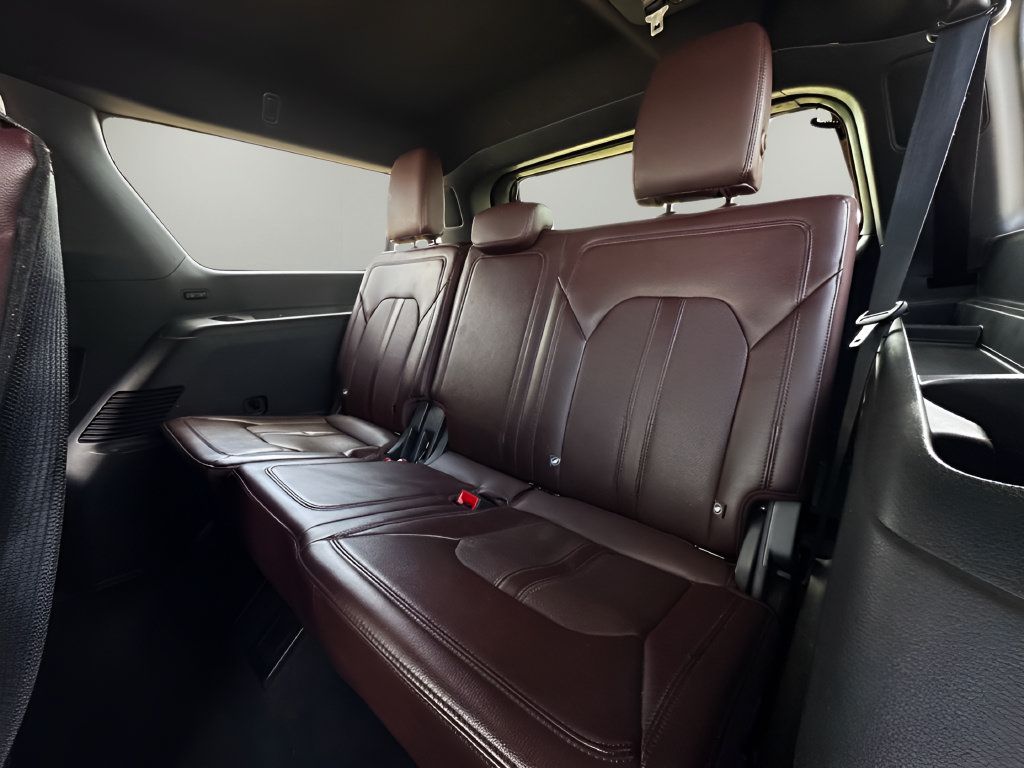 Used 2024 Ford Expedition Max Limited RWD image 24