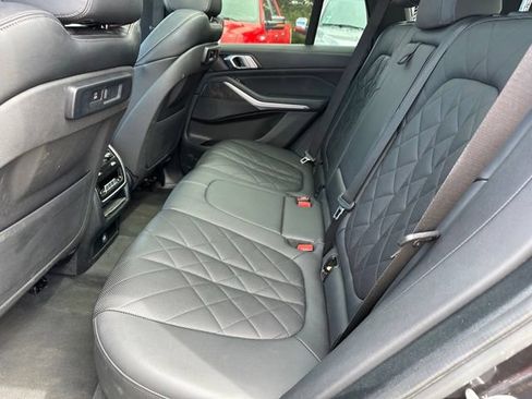 Used 2023 BMW X5 xDrive40i AWD/4WD image 13