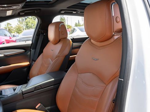 Used 2016 Cadillac CT6 Premium Luxury w/ Active Chassis Package AWD/4WD image 8