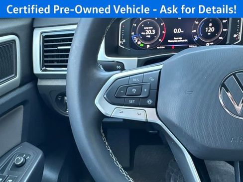 Certified 2022 Volkswagen Atlas Cross Sport SE AWD/4WD image 15