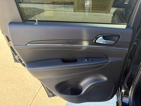 Used 2021 Jeep Grand Cherokee Limited w/ Quick Order Package 28K 80th AWD/4WD image 22