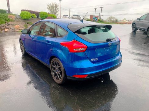 Used 2018 Ford Focus SEL w/ Winter Package FWD image 17