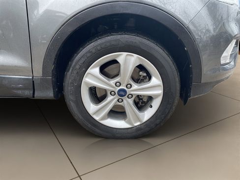 Used 2017 Ford Escape SE w/ Equipment Group 201A image 29