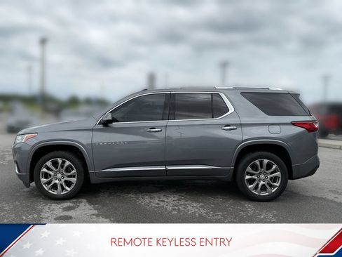 Used 2018 Chevrolet Traverse Premier w/ Driver Confidence II Package FWD image 7