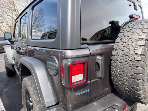 Used 2024 Jeep Wrangler Unlimited Willys 4xe AWD/4WD image 10