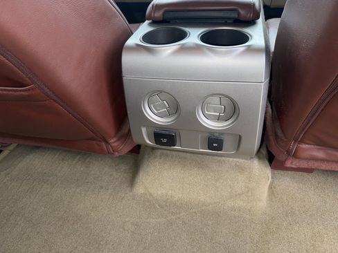 Used 2014 Ford F150 King Ranch w/ King Ranch Luxury Package image 10