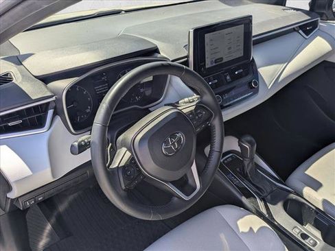 Used 2023 Toyota Corolla SE image 9