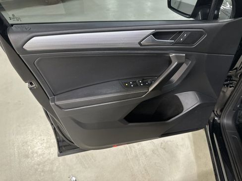 Certified 2023 Volkswagen Tiguan S image 17