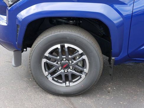Certified 2024 Toyota Tacoma TRD Sport w/ TRD Sport Upgrade Package AWD/4WD image 8
