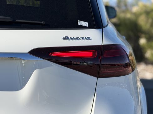 New 2025 Mercedes-Benz GLE 580 4MATIC image 12