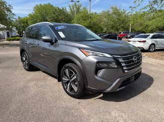 Used 2025 Nissan Rogue SL AWD/4WD video 1