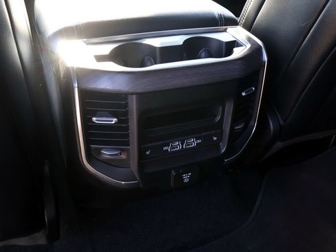 Used 2026 RAM 1500 Laramie AWD/4WD image 16