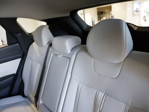 New 2026 Hyundai Tucson SEL FWD image 15