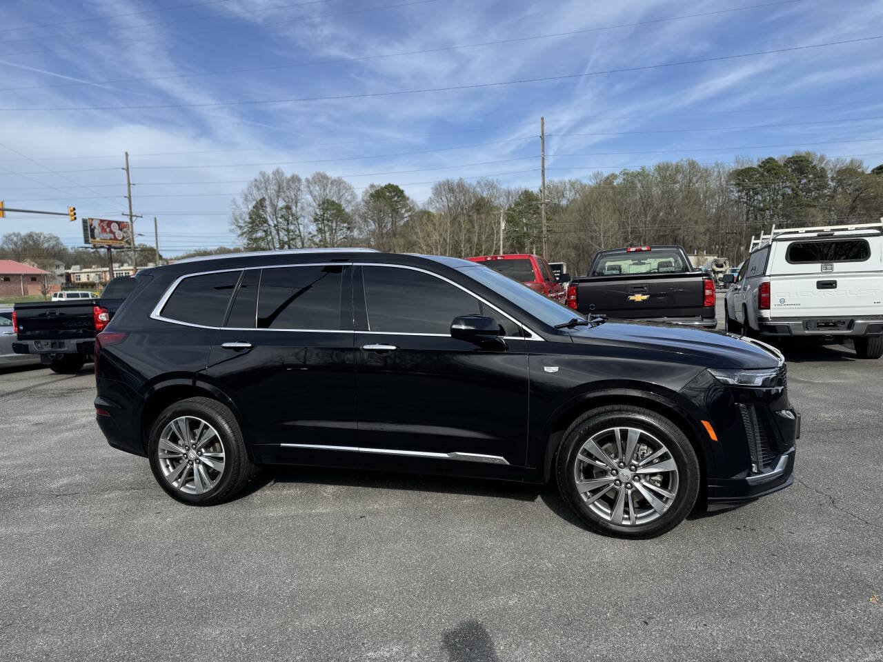 Used 2022 Cadillac XT6 Premium Luxury AWD/4WD image 3