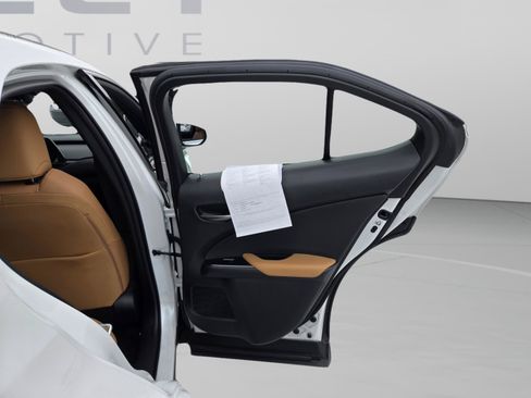 Used 2025 Lexus UX 300h FWD w/ Accessory Package (Z2) image 22