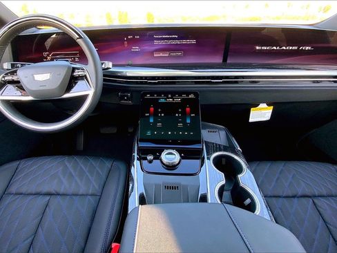 New 2026 Cadillac Escalade IQL Sport 1 w/ LPO, ONYX Package image 7