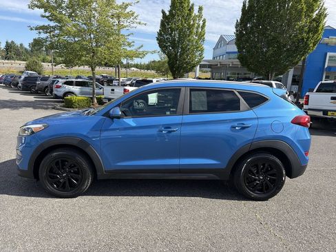 Used 2016 Hyundai Tucson SE w/ Option Group 02 AWD/4WD image 3