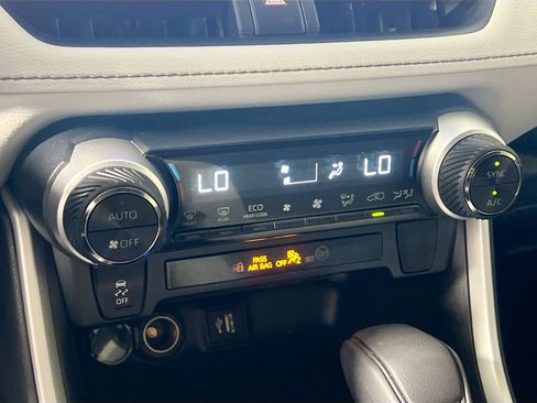 Used 2023 Toyota RAV4 XLE image 27