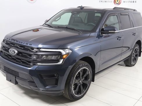 Used 2024 Ford Expedition Limited image 23