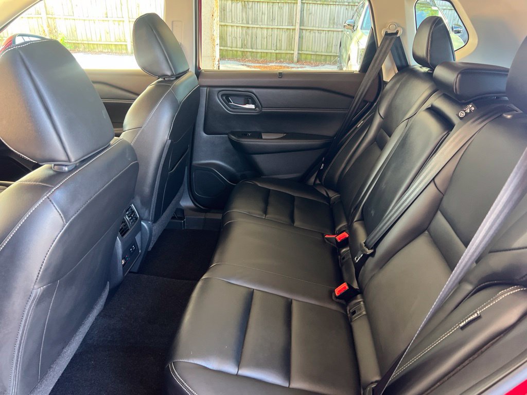 Certified 2023 Nissan Rogue SL w/ SL Premium Package AWD/4WD image 9