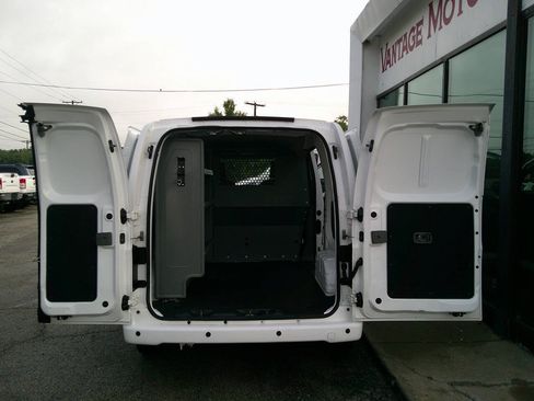 Used 2019 Nissan NV200 SV w/ Navigation Package FWD image 7