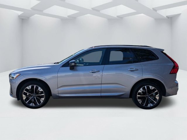 Certified 2026 Volvo XC60 B5 Plus AWD/4WD image 9