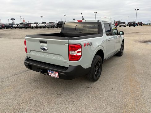 Used 2023 Ford Maverick Lariat w/ Lariat Luxury Package image 4