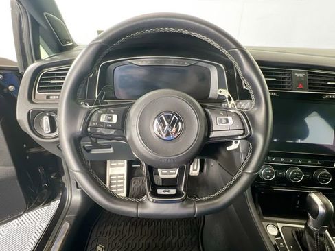 Used 2018 Volkswagen Golf R 4-Door AWD/4WD image 12