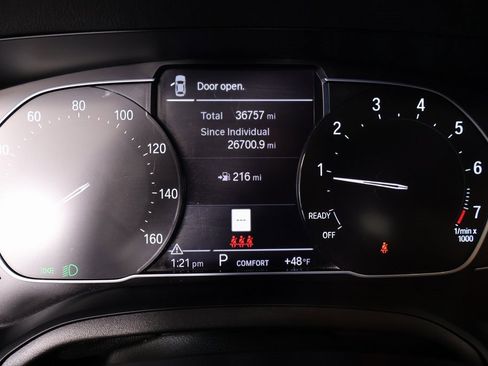 Used 2022 BMW 330i xDrive 330i xDrive w/ Driving Assistance Package image 4