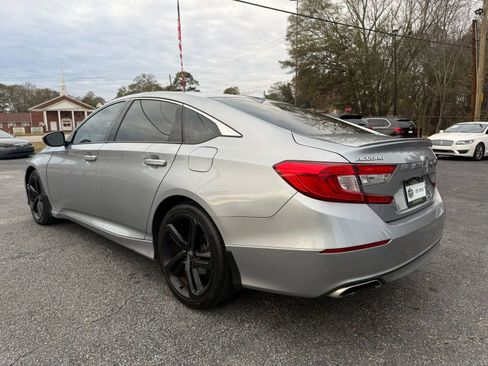 Used 2019 Honda Accord Sport image 3