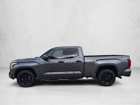 Used 2022 Toyota Tundra SR5 RWD image 8