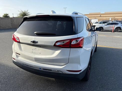 Used 2021 Chevrolet Equinox Premier w/ Redline Edition FWD image 2
