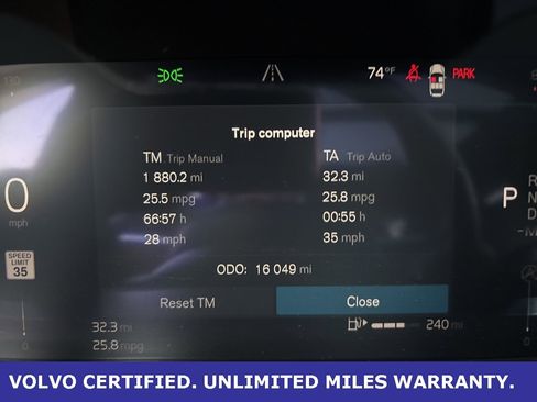 Certified 2025 Volvo XC40 B5 Core image 25