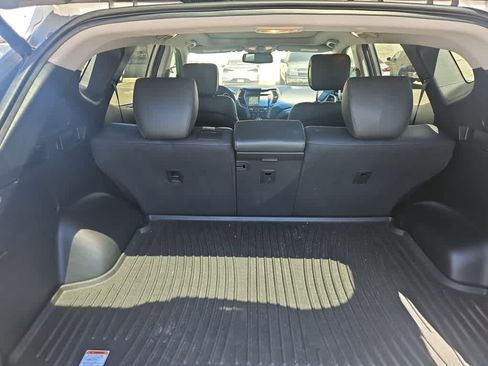Used 2017 Hyundai Santa Fe Sport w/ 2.0T Ultimate Tech Package 05 FWD image 9