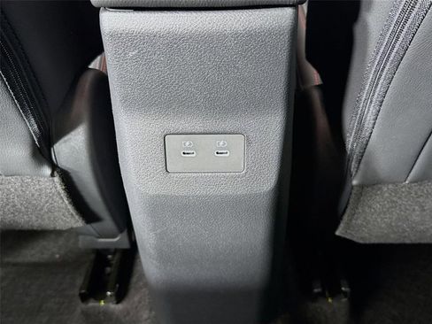 Certified 2026 Nissan Kicks SR FWD image 24
