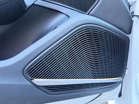 Used 2017 Audi A4 2.0T Premium Plus w/ Premium Plus Package image 10