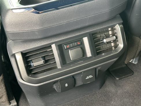 Used 2023 Ford F150 Lariat w/ Equipment Group 502A High AWD/4WD image 17